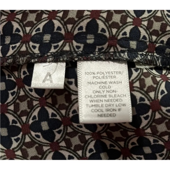 Loft Brand Top, 100% Polyester, Women’s Size L - Picture 4 of 4